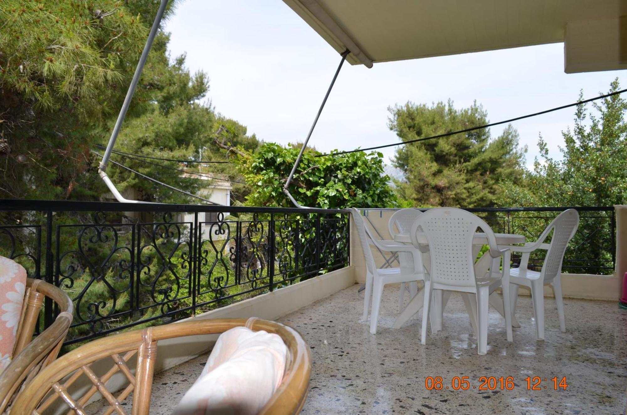 Apartments Zoumperi Nea Makri Exterior photo