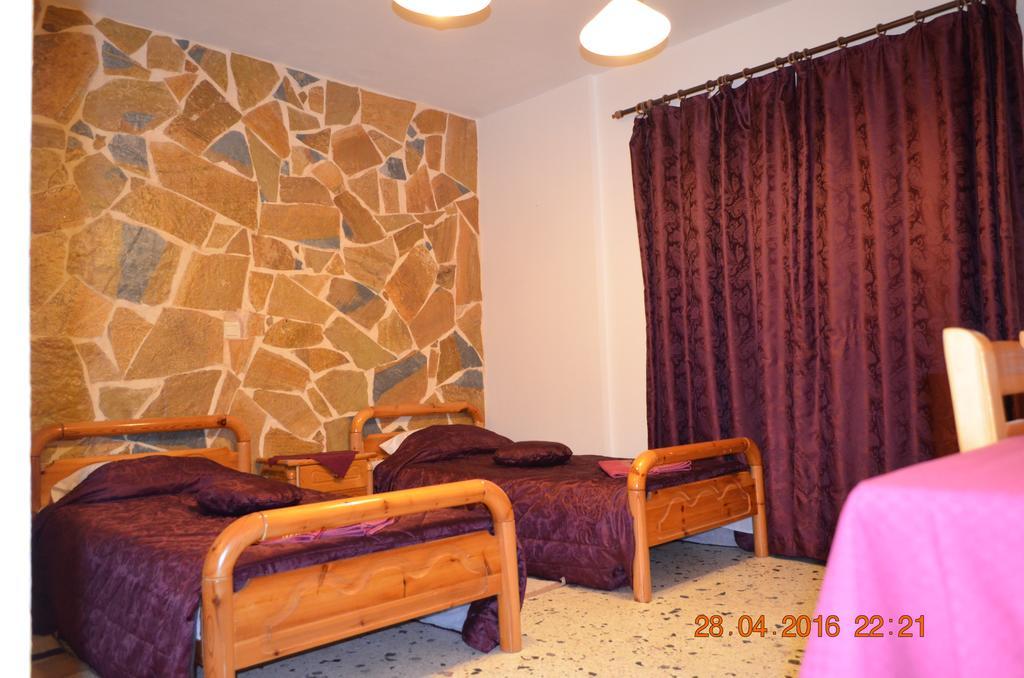 Apartments Zoumperi Nea Makri Exterior photo